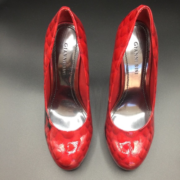 Gianni Bini Red/Black 5 Inch Heels Sz 7.5 - Picture 11 of 11